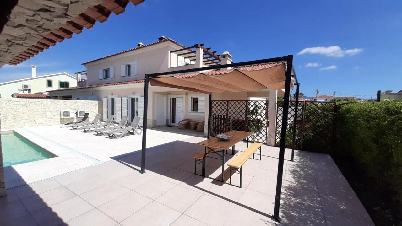 Spacious House In Aldeia Dos Pinheiros With Pool Azeitao Dış mekan fotoğraf