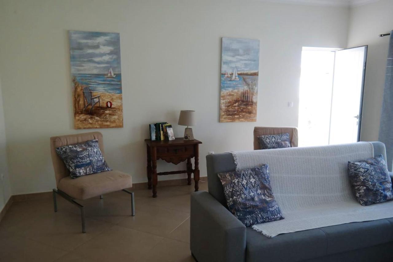 Spacious House In Aldeia Dos Pinheiros With Pool Azeitao Dış mekan fotoğraf