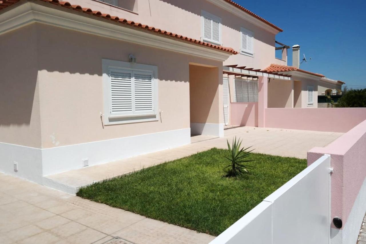Spacious House In Aldeia Dos Pinheiros With Pool Azeitao Dış mekan fotoğraf